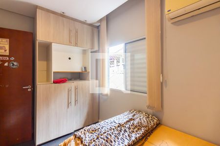 Quarto 1 de casa para alugar com 3 quartos, 100m² em Bussocaba, Osasco