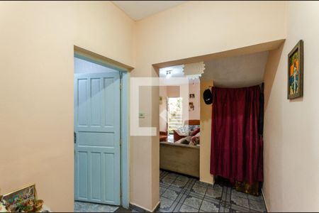 Corredor de casa à venda com 2 quartos, 184m² em Jardim Peri, São Paulo