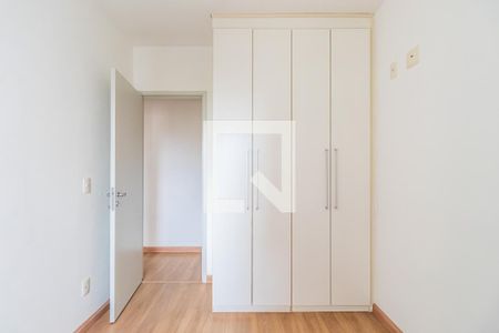 Quarto 2 de apartamento para alugar com 3 quartos, 85m² em Alphaville Industrial, Barueri