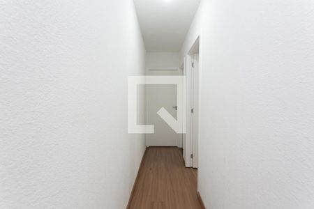 Corredor  de apartamento para alugar com 2 quartos, 42m² em Fazenda Caguaçu, São Paulo