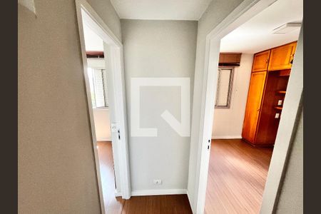 Corredor de apartamento à venda com 2 quartos, 60m² em Santana, São Paulo
