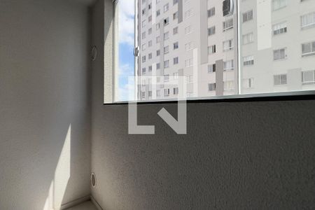 Varanda de apartamento à venda com 1 quarto, 27m² em Vila das Bandeiras, Guarulhos