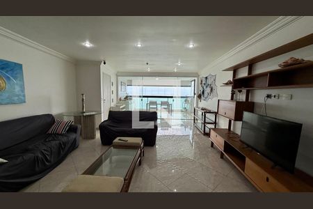 Sala de apartamento para alugar com 4 quartos, 220m² em Morro do Maluf, Guarujá