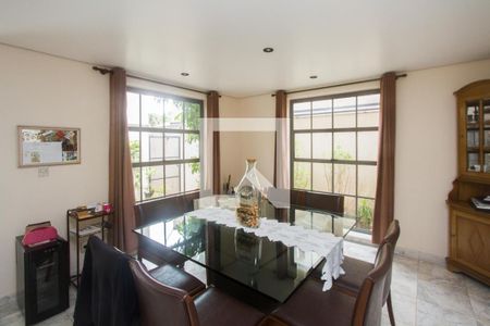 Casa para alugar com 4 quartos, 395m² em Santo Amaro, São Paulo