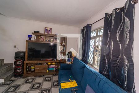 Sala de casa à venda com 3 quartos, 224m² em Vila Mesquita, São Paulo