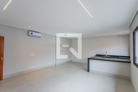 Sala e cozinha de casa à venda com 3 quartos, 200m² em Parque Sao Domingos, São Paulo