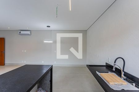 Sala e cozinha de casa à venda com 3 quartos, 200m² em Parque Sao Domingos, São Paulo