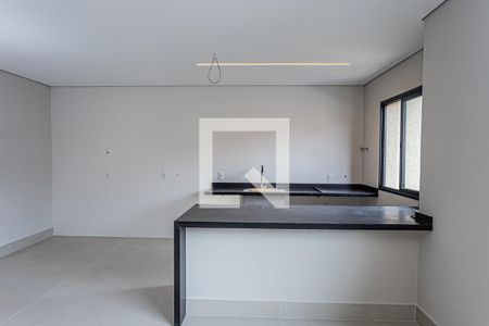 Sala e cozinha de casa à venda com 3 quartos, 200m² em Parque Sao Domingos, São Paulo