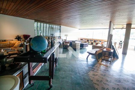 Sala de casa à venda com 5 quartos, 776m² em Cidade Jardim, São Paulo