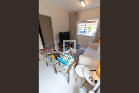 SALA de casa de condomínio à venda com 2 quartos, 140m² em Parque Xangrilá, Campinas