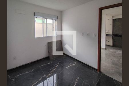 Quarto 1 de apartamento para alugar com 2 quartos, 69m² em Anchieta, Nilópolis