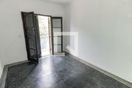 Quarto 1 de casa para alugar com 3 quartos, 70m² em Campo Limpo, São Paulo