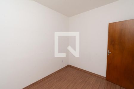 Quarto 2 de apartamento à venda com 3 quartos, 75m² em Cabral, Contagem