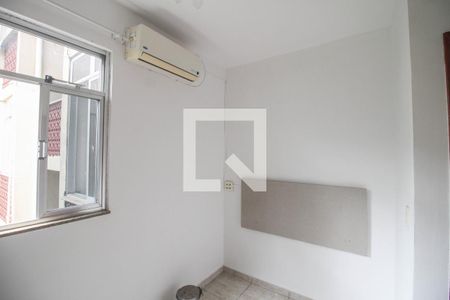 Quarto 1 de apartamento para alugar com 2 quartos, 55m² em Jardim Nova Era, Nova Iguaçu