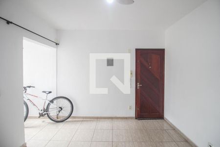 Sala de apartamento para alugar com 2 quartos, 55m² em Jardim Nova Era, Nova Iguaçu