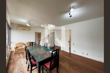 Sala de apartamento à venda com 4 quartos, 140m² em Ipanema, Rio de Janeiro
