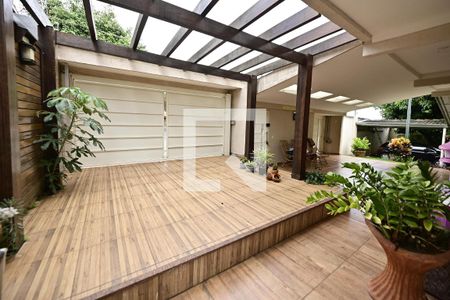 Casa para alugar com 4 quartos, 289m² em Santo Hilario, Goiânia