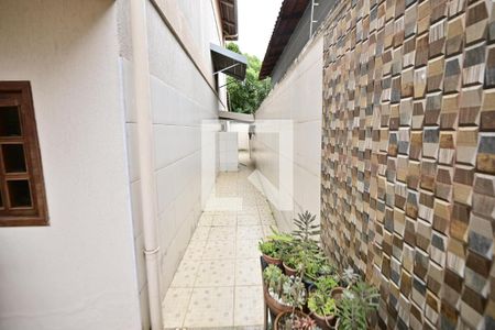 Casa para alugar com 4 quartos, 289m² em Santo Hilario, Goiânia