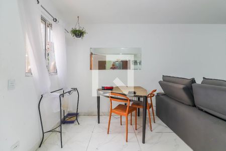 Sala / Cozinha de casa para alugar com 3 quartos, 110m² em Vila Sao Luis, São Paulo