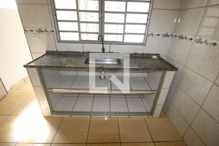 Casa para alugar com 2 quartos, 80m² em Jardim Santo Amaro, Sorocaba