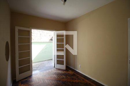 Quarto 1 de apartamento para alugar com 3 quartos, 72m² em Floresta, Porto Alegre