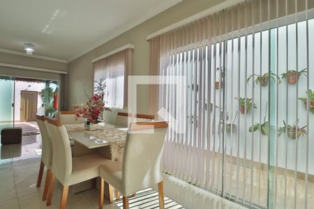 Sala de casa para alugar com 3 quartos, 160m² em Laranjeiras, Uberlândia