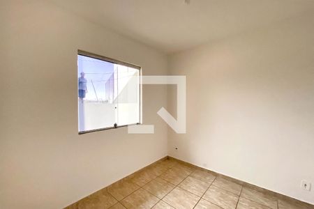 Quarto 1 de kitnet/studio para alugar com 2 quartos, 50m² em Novo Riacho, Contagem