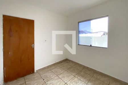 Quarto 1 de kitnet/studio para alugar com 2 quartos, 50m² em Novo Riacho, Contagem