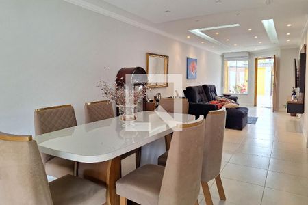 Sala de casa para alugar com 5 quartos, 330m² em Itaipu, Niterói