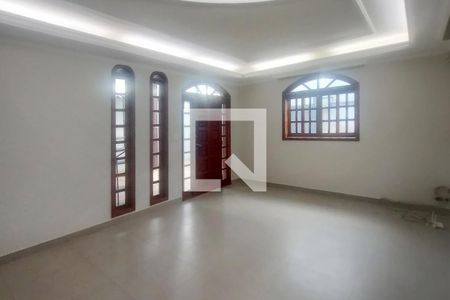 Sala de casa à venda com 3 quartos, 220m² em Jardim Vitoria, Belo Horizonte