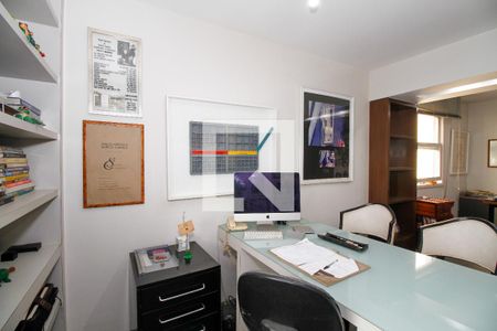 Quarto 1 de apartamento à venda com 2 quartos, 76m² em Jardim Paulista, São Paulo