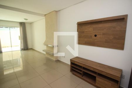 Sala de casa para alugar com 3 quartos, 140m² em Hípica, Porto Alegre