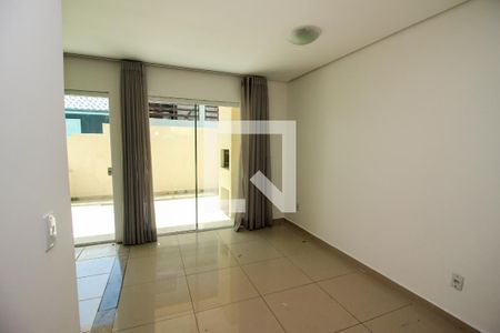 Sala de Jantar de casa para alugar com 3 quartos, 140m² em Hípica, Porto Alegre