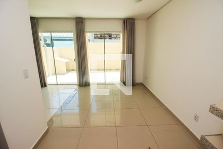 Sala de Jantar de casa para alugar com 3 quartos, 140m² em Hípica, Porto Alegre