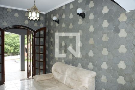 Casa para alugar com 4 quartos, 530m² em Jardim Santa Paula, Cotia
