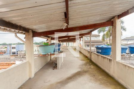 Piso superior de casa à venda com 4 quartos, 250m² em Jardim das Flores, São Paulo