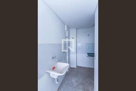 Sala, cozinha e área de serviço de apartamento à venda com 2 quartos, 48m² em Piqueri, São Paulo