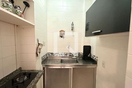 Apartamento para alugar com 1 quarto, 40m² em Leme, Rio de Janeiro