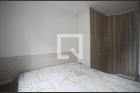 Suíte  de apartamento para alugar com 1 quarto, 55m² em Parque Reboucas, São Paulo