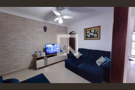 Sala de casa para alugar com 3 quartos, 294m² em Vila Virginia, Itaquaquecetuba