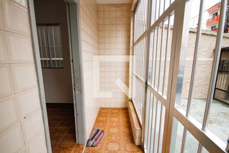 Lavabo de apartamento para alugar com 2 quartos, 80m² em Boqueirão, Praia Grande