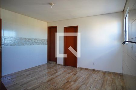 Sala_Cozinha  de apartamento para alugar com 2 quartos, 38m² em Costa E Silva, Porto Alegre