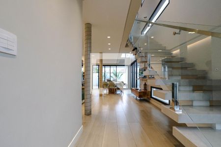 Sala de casa para alugar com 4 quartos, 220m² em Jardim Rodeio, Mogi das Cruzes