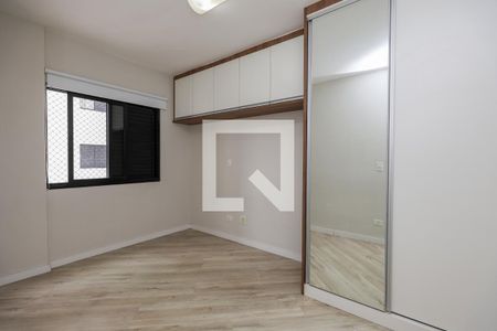 Quarto 1 de apartamento para alugar com 2 quartos, 54m² em Jardim Monte Alegre, Taboão da Serra