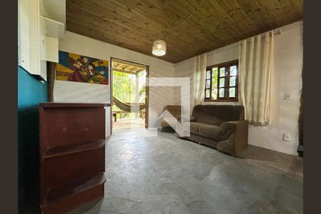 Sala de casa para alugar com 5 quartos, 200m² em Rio Tavares, Florianópolis