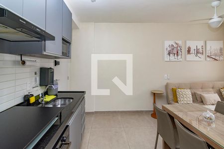 Cozinha de apartamento para alugar com 2 quartos, 50m² em Centro, Belo Horizonte