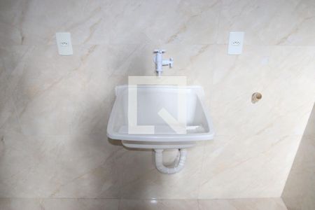 Sala/Cozinha de apartamento para alugar com 1 quarto, 35m² em Setor Crimeia Oeste, Goiânia