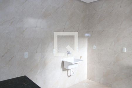 Cozinha de apartamento para alugar com 1 quarto, 35m² em Setor Crimeia Oeste, Goiânia