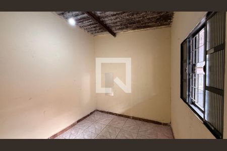 Quarto 02 de casa para alugar com 2 quartos, 30m² em Setor Habitacional Sol Nascente, Brasília