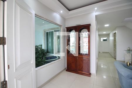 Sala de casa de condomínio para alugar com 3 quartos, 225m² em Taquara, Rio de Janeiro